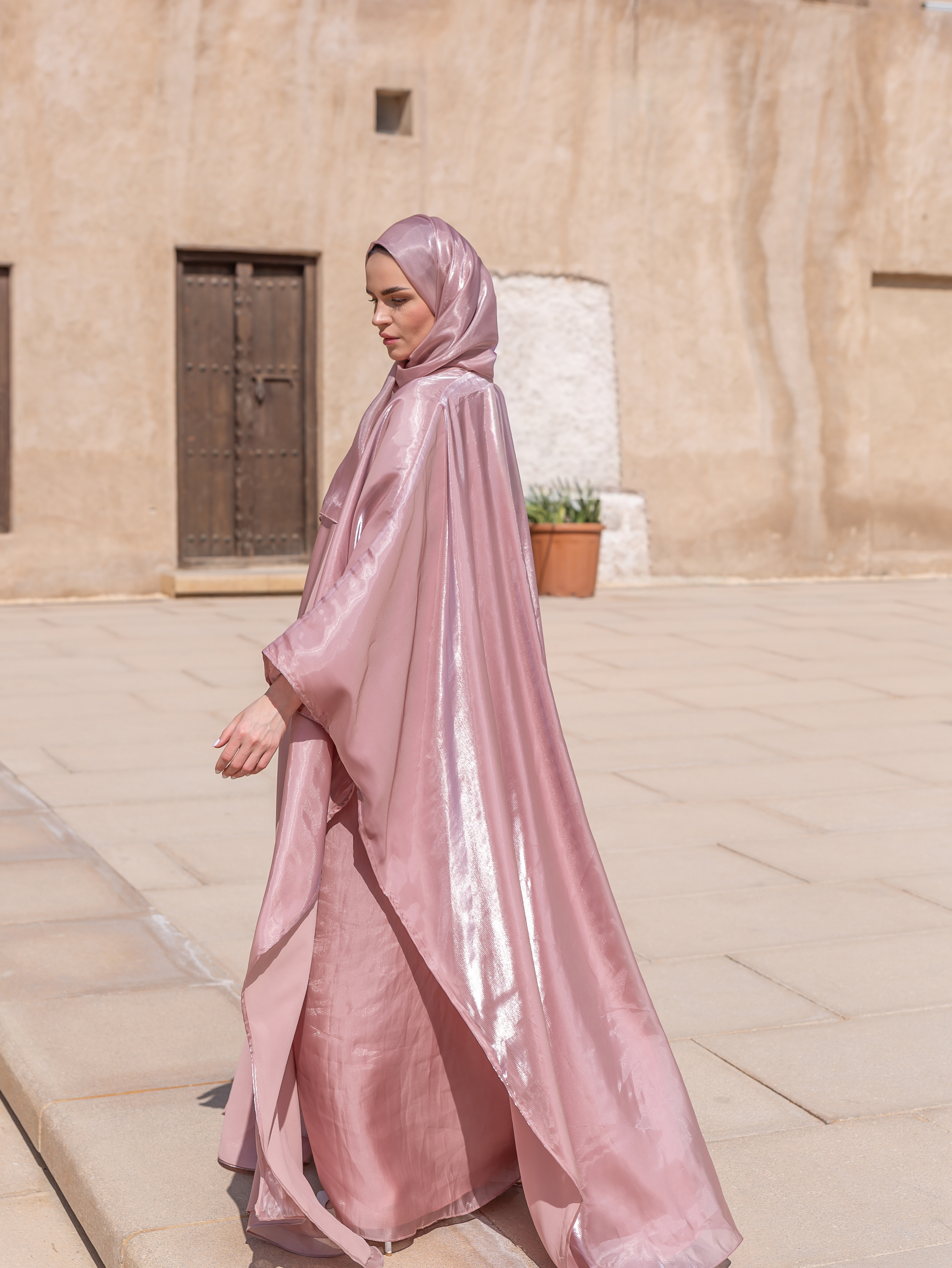 The Maha Abaya